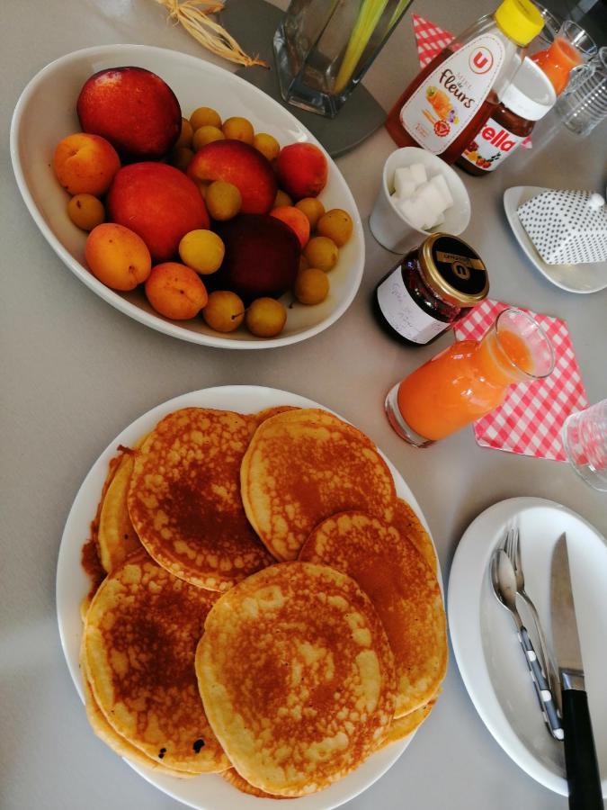 Les Bichettes Bed & Breakfast Mortagne-sur-Sevre Exterior foto
