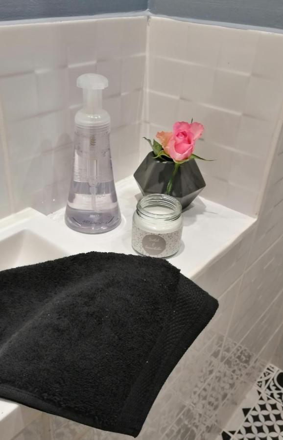 Les Bichettes Bed & Breakfast Mortagne-sur-Sevre Exterior foto