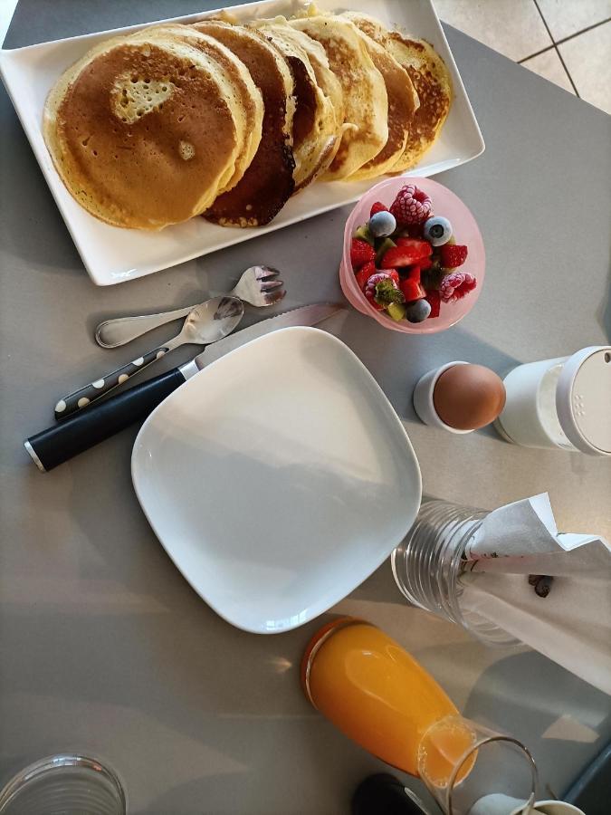 Les Bichettes Bed & Breakfast Mortagne-sur-Sevre Exterior foto